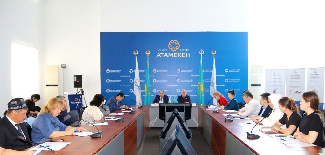 В Актау обсуждены перспективы узбекско-казахстанского сотрудничества в текстильной отрасли
