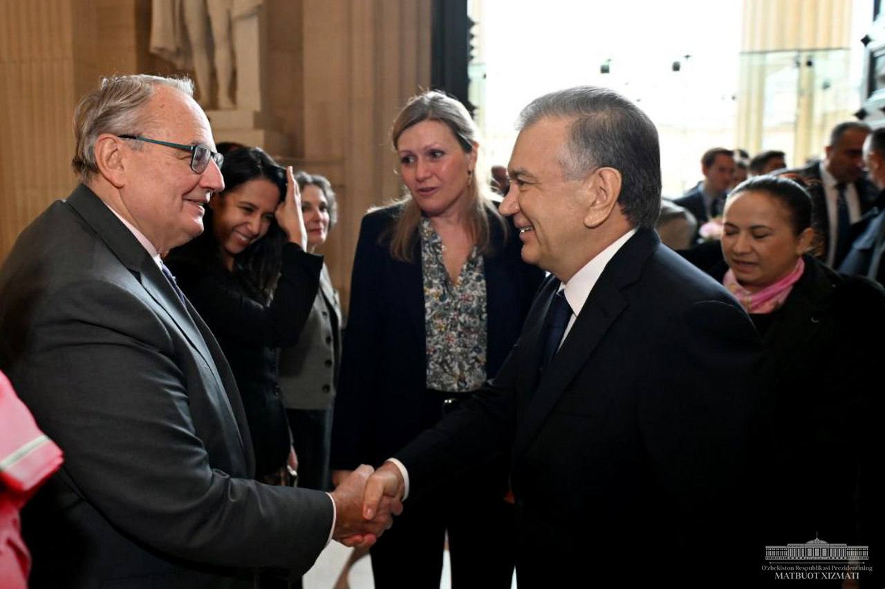 Президент Узбекистана и председатель нижней палаты Парламента Франции обсудили перспективы развития межпарламентского диалога