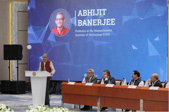 Нобелевский лауреат Абхиджит Банерджи: Узбекистан своим примером показывает другим странам как нужно бороться с бедностью